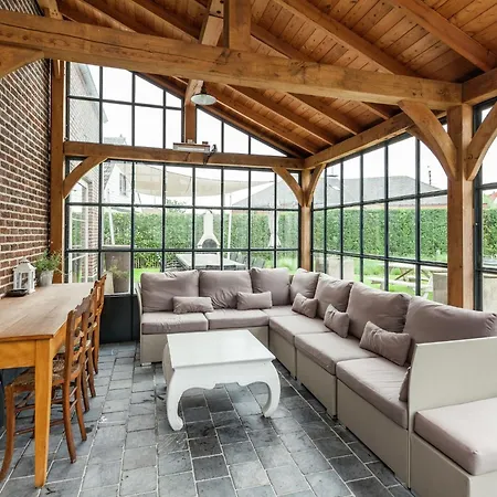 With Bubble Bath Holiday home *